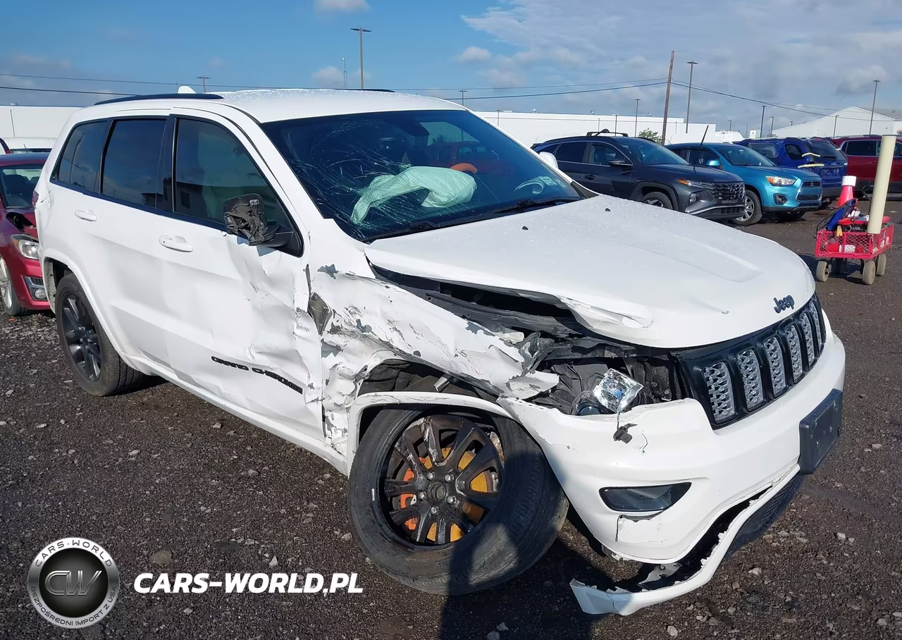 2018 Jeep Grand Cherokee Altitude 4X4 – zdjęcie 1 z 16