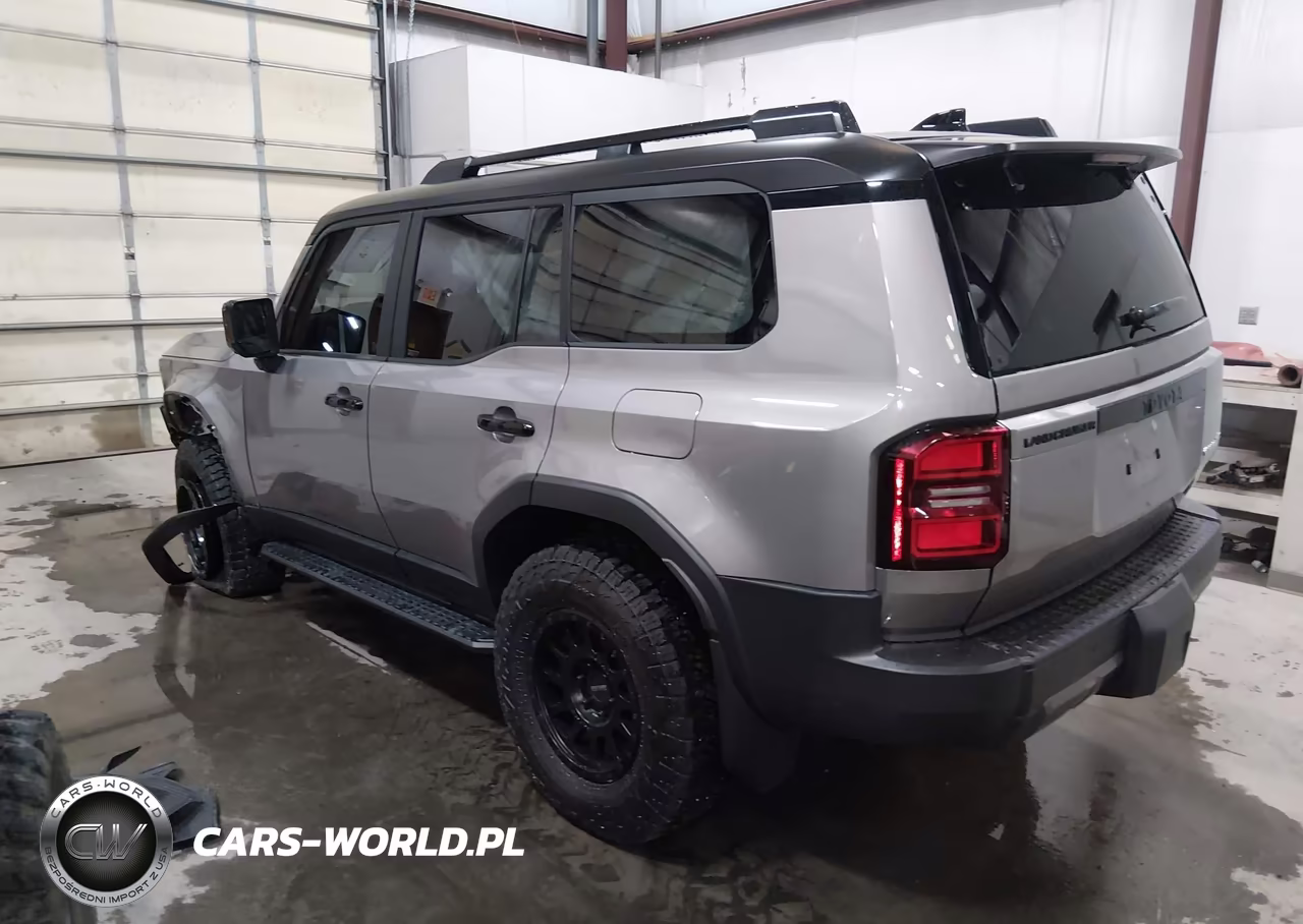 2026 Toyota Land Cruiser VIN:JTEABFAJ7TK051752 - 3