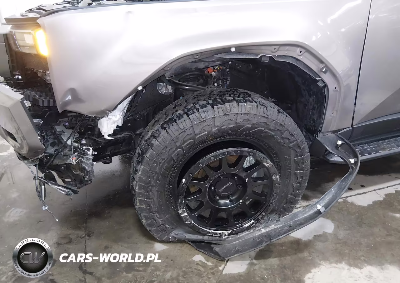 2026 Toyota Land Cruiser VIN:JTEABFAJ7TK051752 - 6