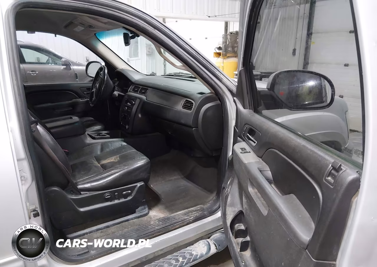 2010 Chevrolet Suburban 1500 Lt1 VIN:1GNUKJE39AR177428 - 5