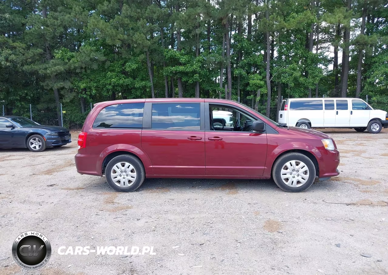 2018 Dodge Grand Caravan Se VIN:2C4RDGBG5JR312952 - 13