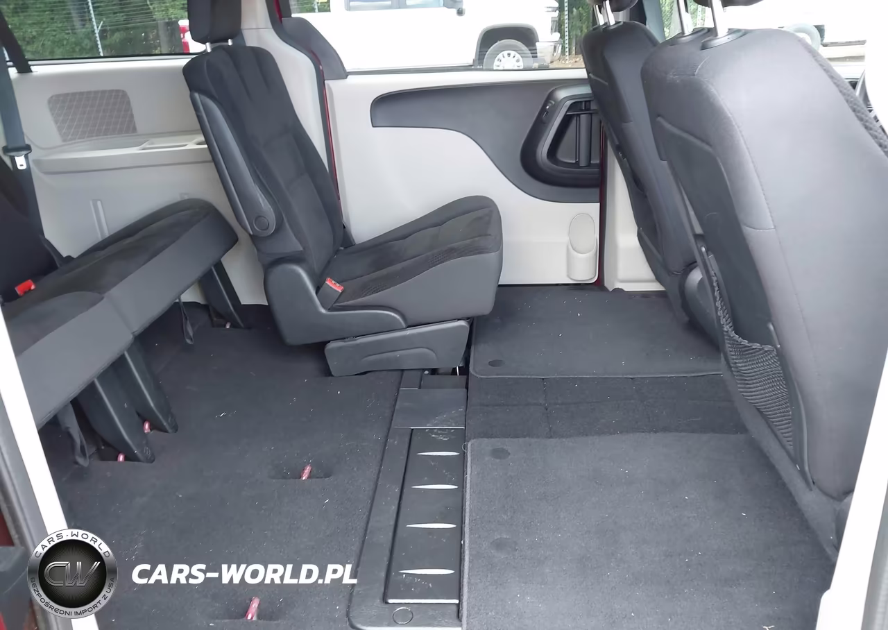 2018 Dodge Grand Caravan Se VIN:2C4RDGBG5JR312952 - 8