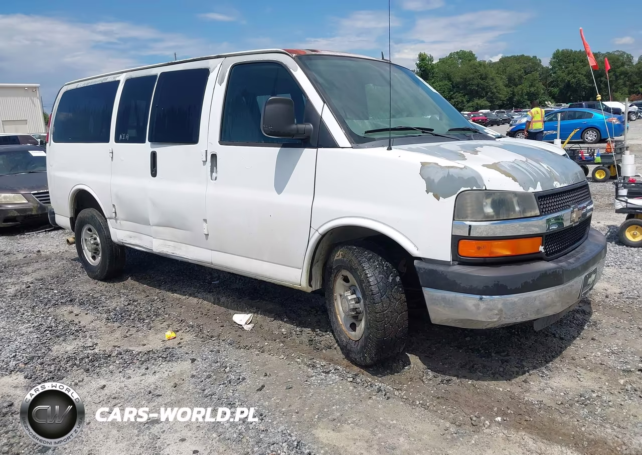 2011 Chevrolet Express 2500 Lt