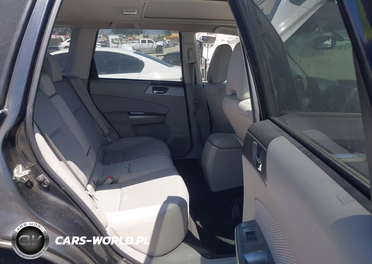 2013 Subaru Forester 2.5X Premium VIN:JF2SHADC5DH405226 - 8