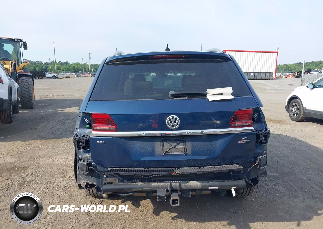 2018 Volkswagen Atlas 3.6L V6 Sel Premium VIN:1V2NR2CA2JC525975 - 17