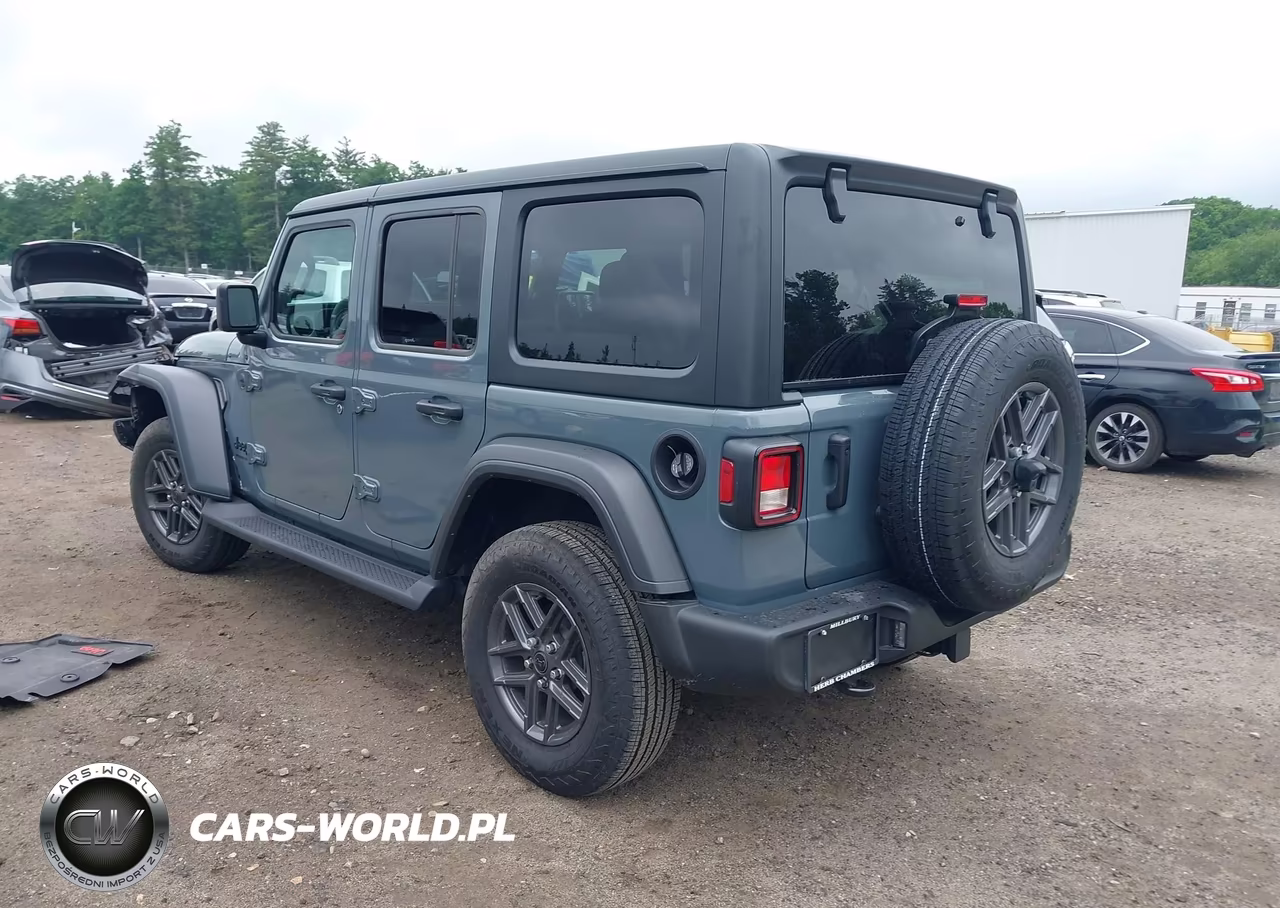 2025 Jeep Wrangler 4-Door Summit 4X4 VIN:1C4PJXDG7SW564028 - 3