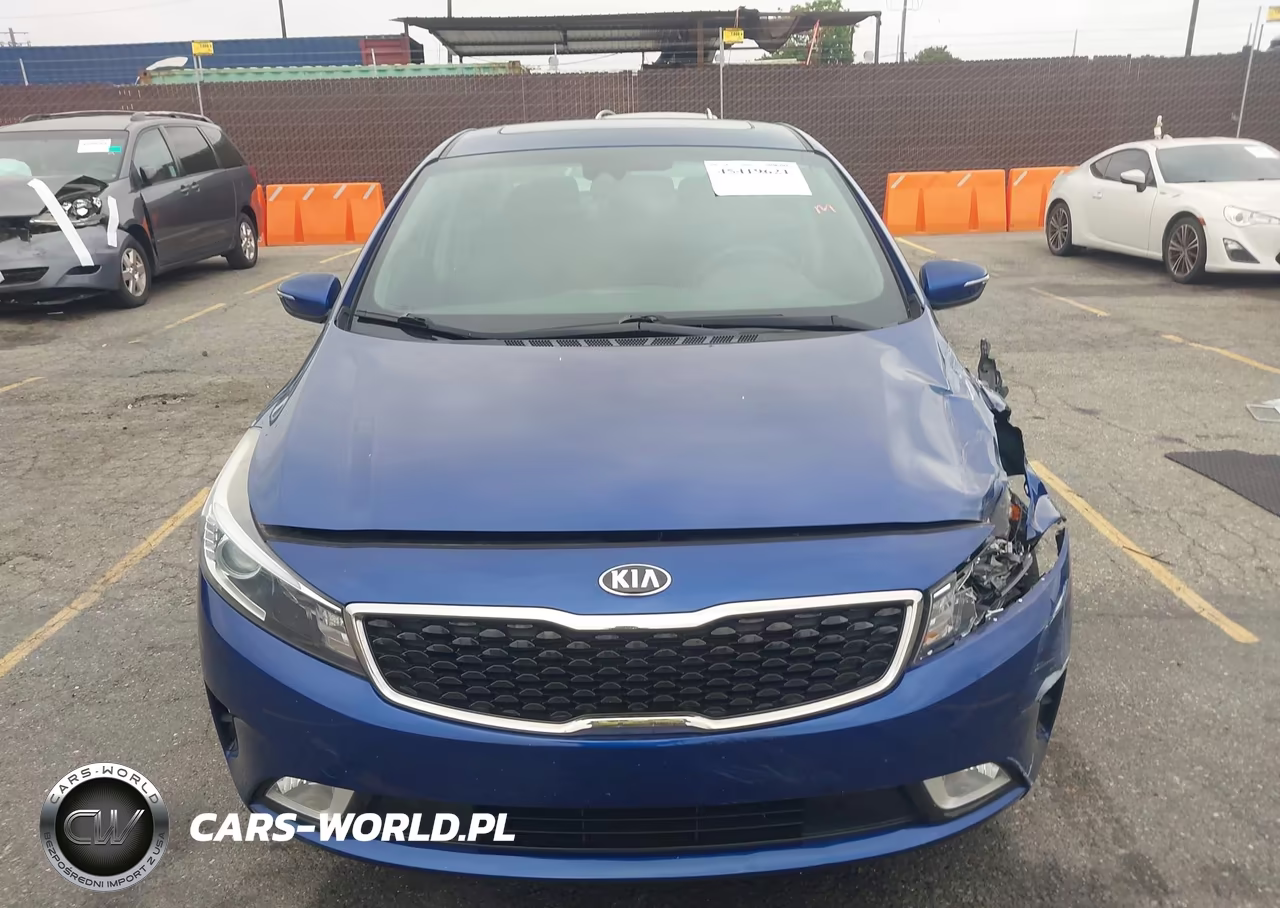 2018 Kia Forte S VIN:3KPFL4A7XJE218170 - 12