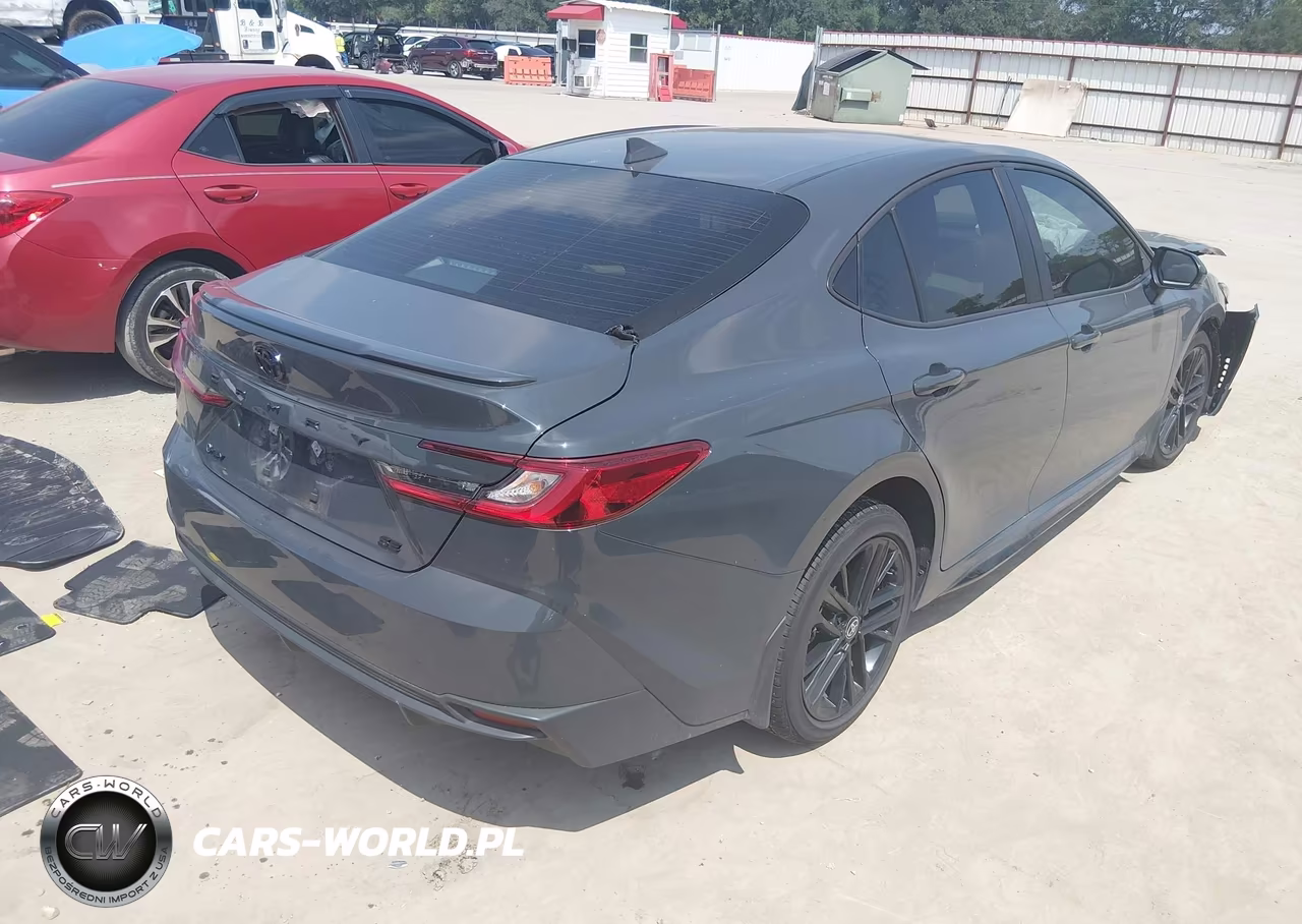 2026 Toyota Camry Se VIN:4T1DAACK0TU233340 - 4