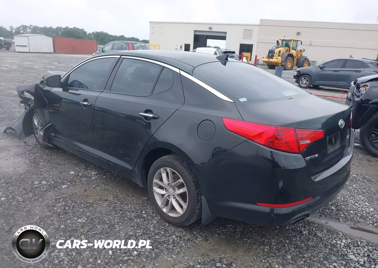 2013 Kia Optima Lx VIN:5XXGM4A73DG173294 - 3
