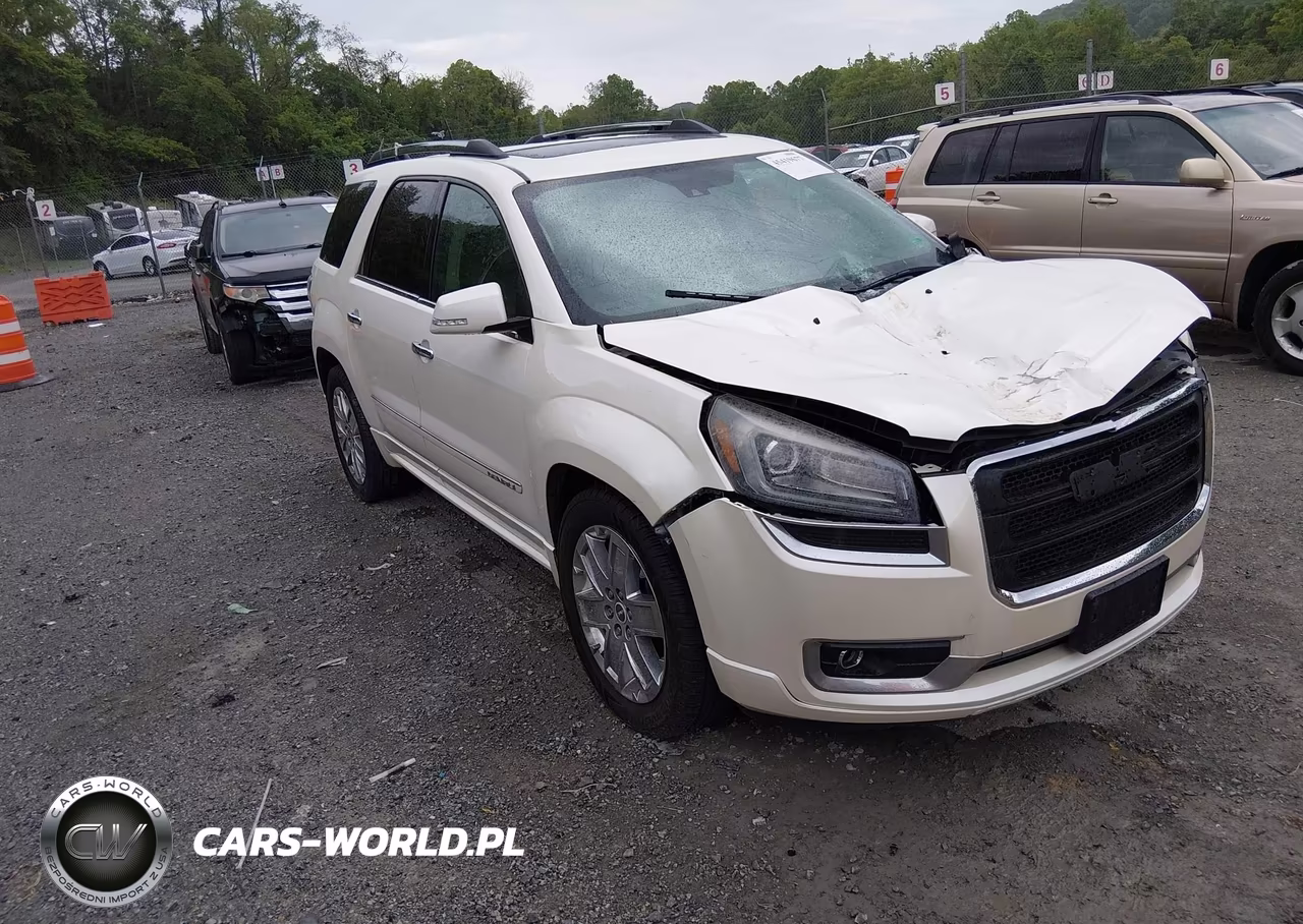 2015 GMC Acadia Denali – zdjęcie 1 z 16