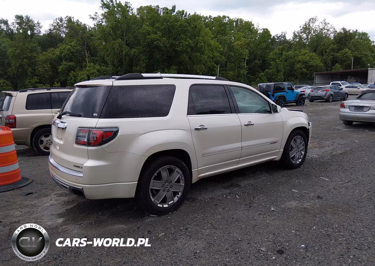 2015 GMC Acadia Denali VIN:1GKKVTKD3FJ129756 - 4