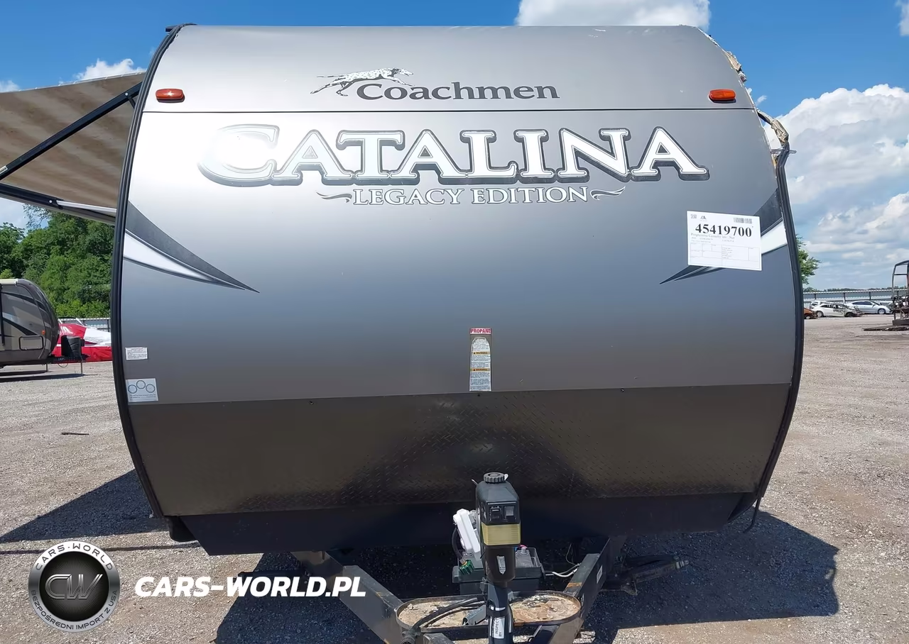 2018 Coachmen Catalina VIN:5ZT2CAZB0JT011086 - 10