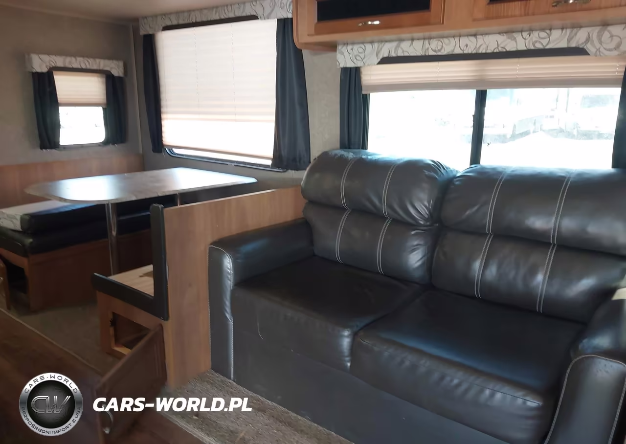 2018 Coachmen Catalina VIN:5ZT2CAZB0JT011086 - 13