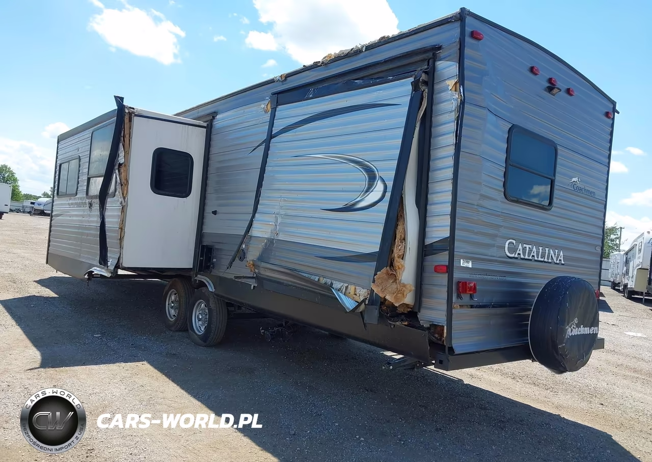 2018 Coachmen Catalina VIN:5ZT2CAZB0JT011086 - 3