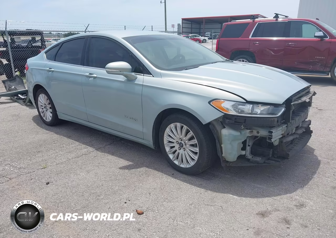 2013 Ford Fusion Hybrid Se – zdjęcie 1 z 13