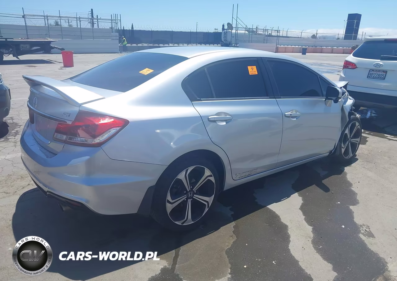 2015 Honda Civic Si VIN:2HGFB6E57FH710546 - 4