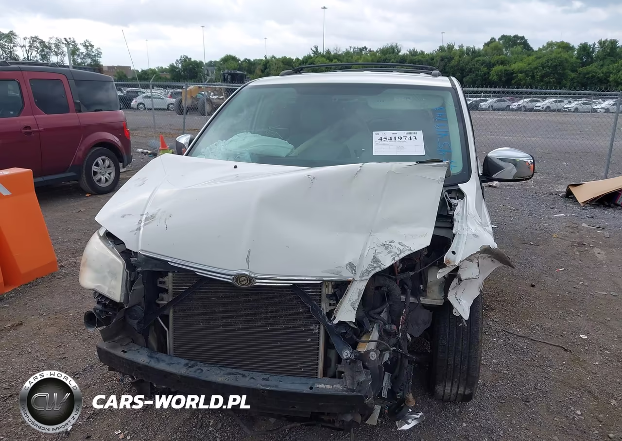 2008 Chrysler Town & Country Touring VIN:2A8HR54P08R639745 - 12