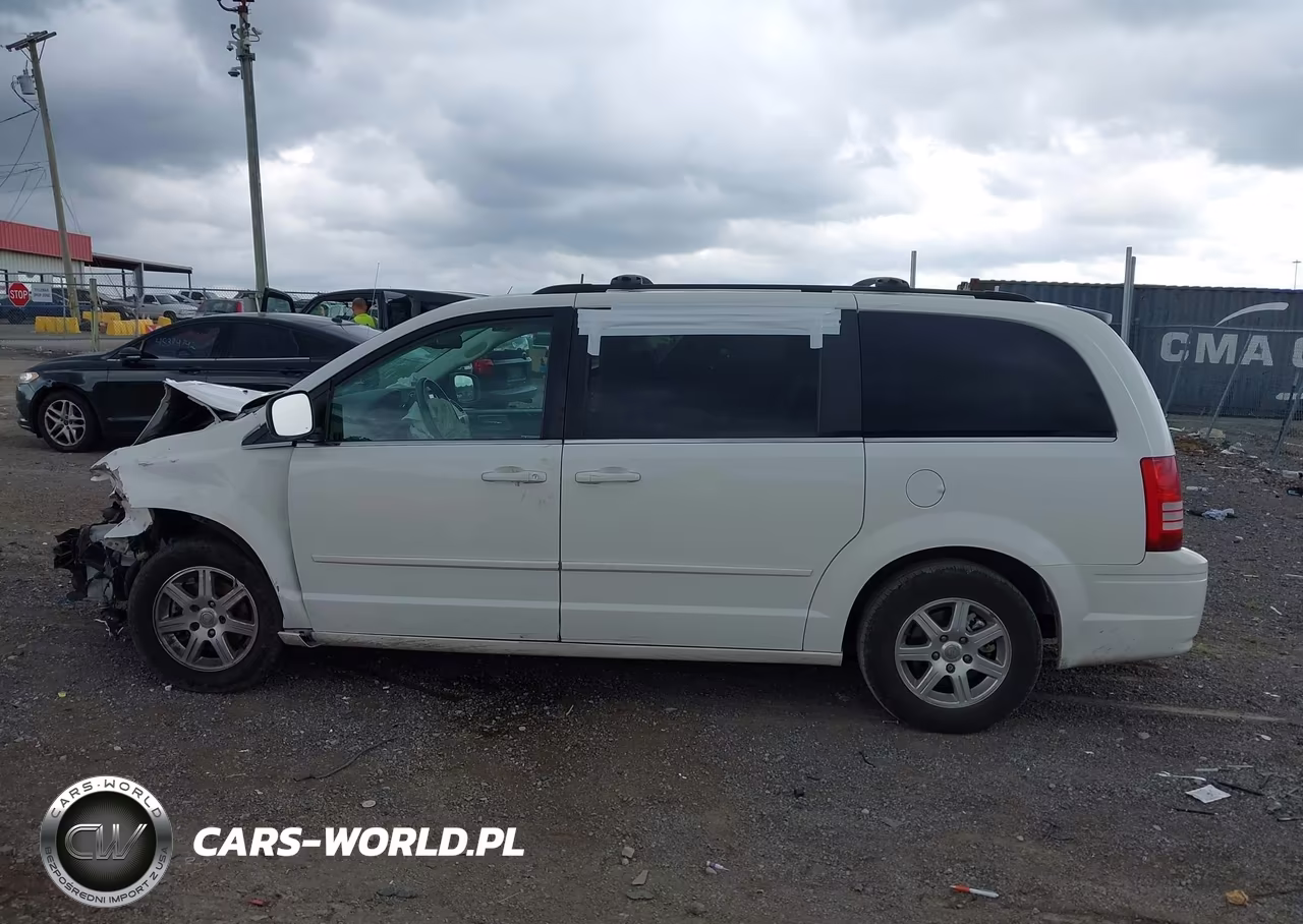 2008 Chrysler Town & Country Touring VIN:2A8HR54P08R639745 - 14