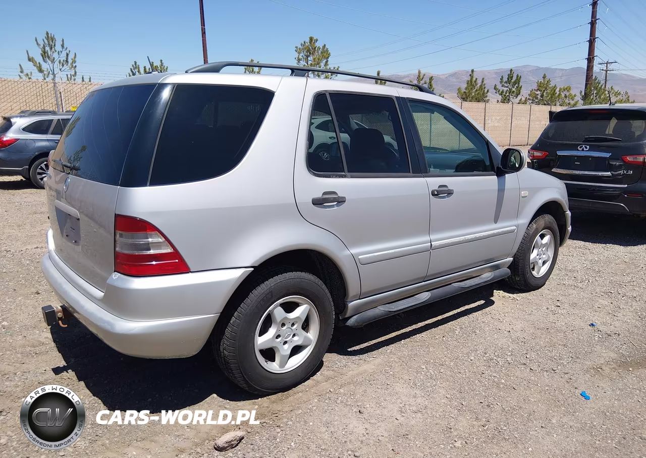2000 Mercedes-Benz Ml 320 VIN:4JGAB54EXYA213041 - 4