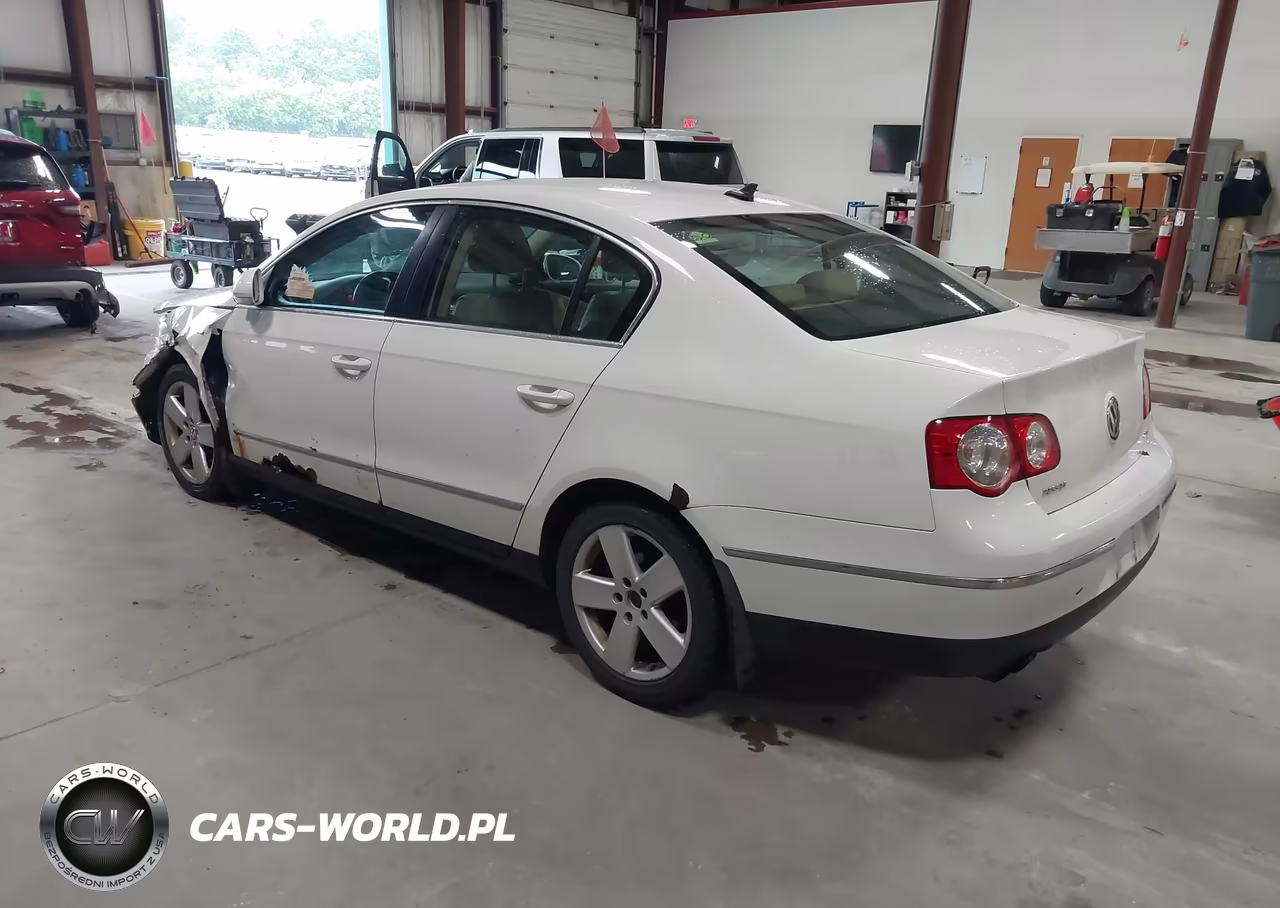 2007 Volkswagen Passat 2.0T Wolfsburg Edition VIN:WVWAK73C07P137261 - 3