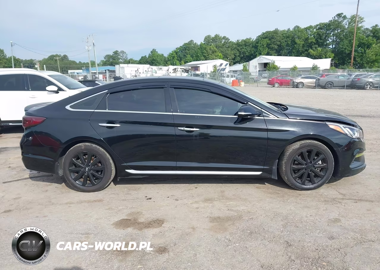 2016 Hyundai Sonata Limited VIN:5NPE34AF9GH288136 - 13