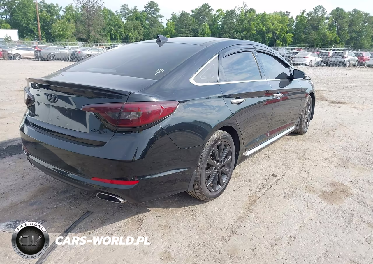 2016 Hyundai Sonata Limited VIN:5NPE34AF9GH288136 - 4