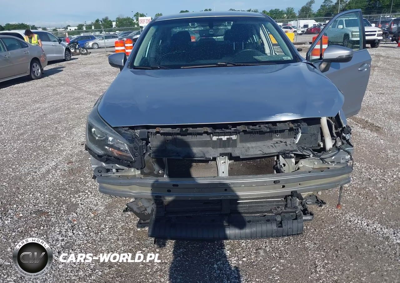2018 Subaru Legacy 2.5I Premium VIN:4S3BNAF65J3042630 - 17