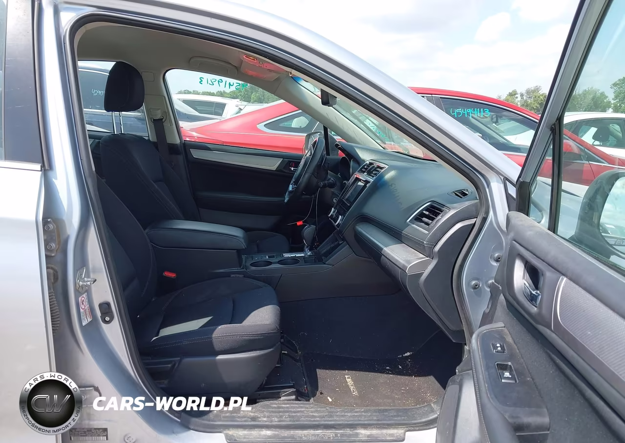 2018 Subaru Legacy 2.5I Premium VIN:4S3BNAF65J3042630 - 5