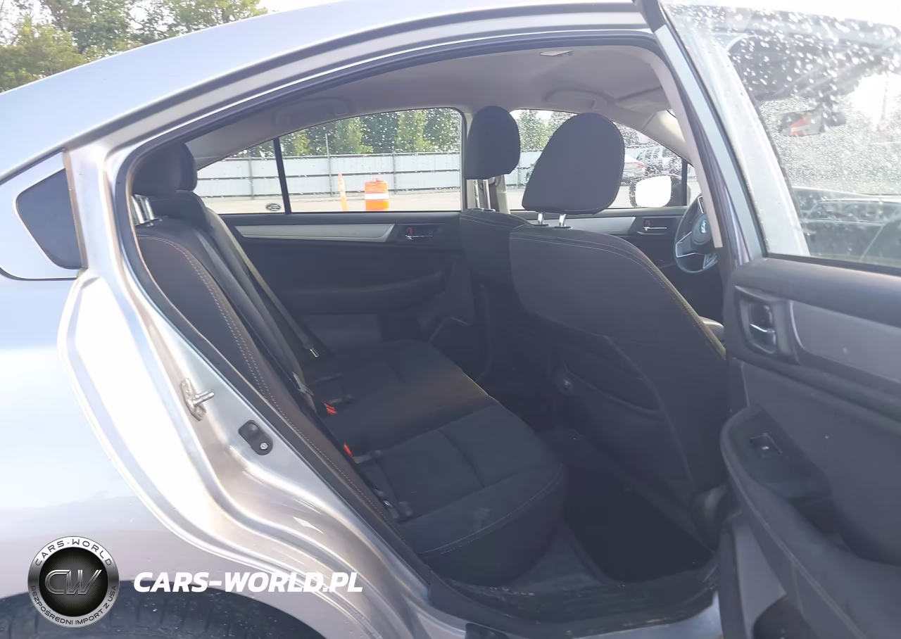 2018 Subaru Legacy 2.5I Premium VIN:4S3BNAF65J3042630 - 8
