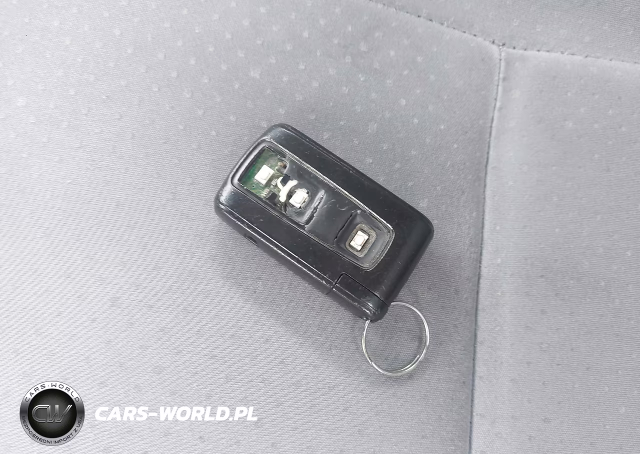 2005 Toyota Prius VIN:JTDKB20U357034742 - 11