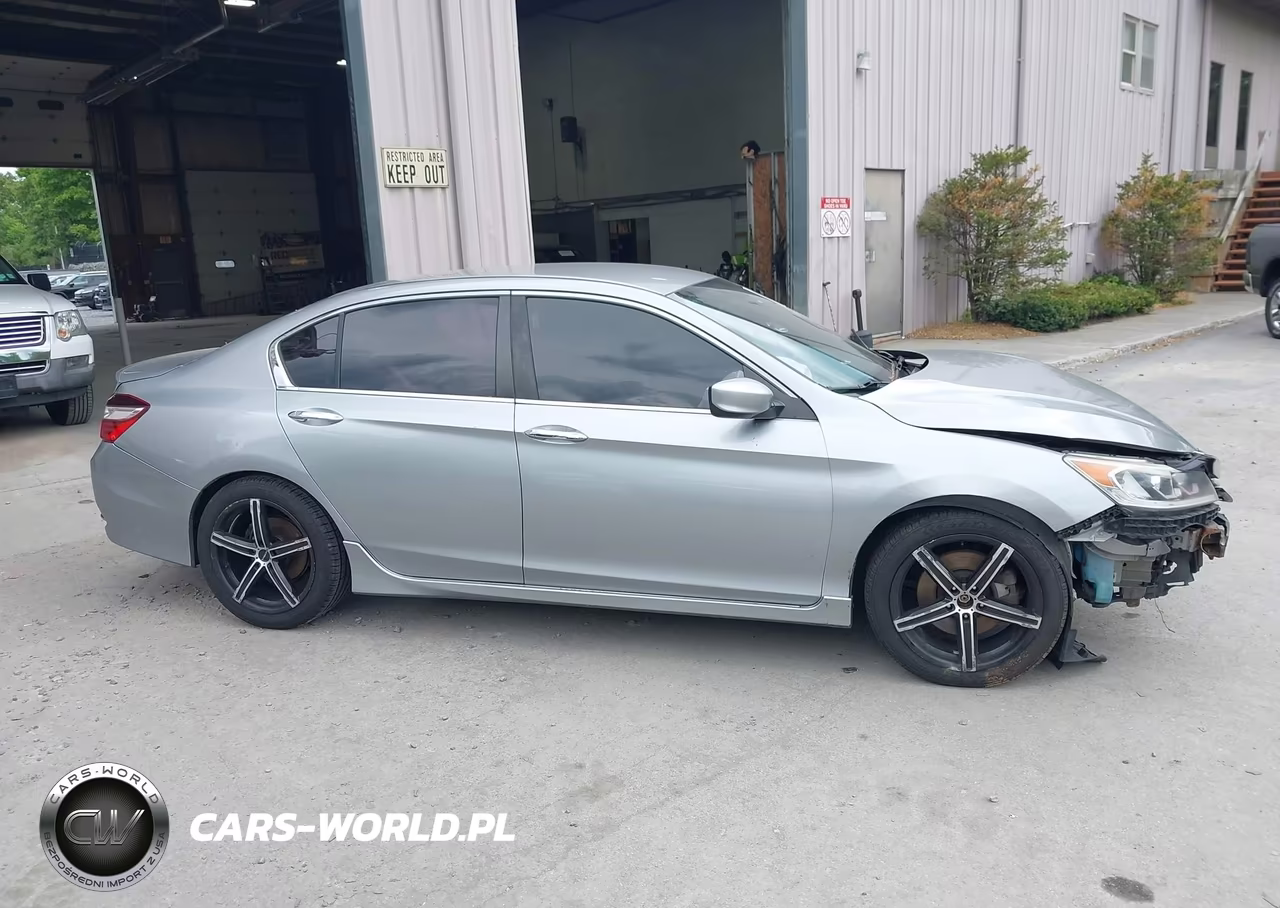 2016 Honda Accord Sport VIN:1HGCR2F58GA099285 - 14