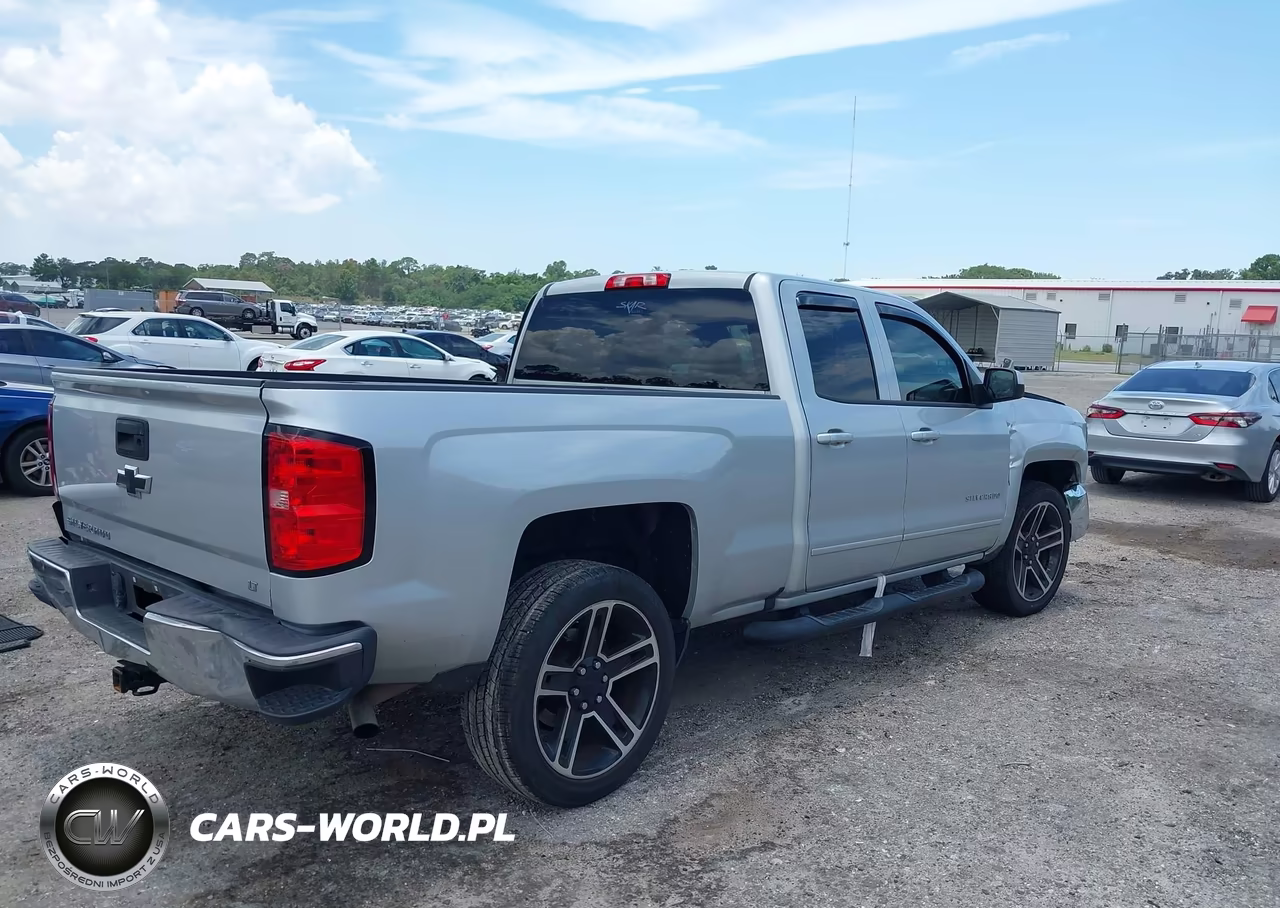 2017 Chevrolet Silverado 1500 Lt VIN:1GCRCREH0HZ343402 - 4