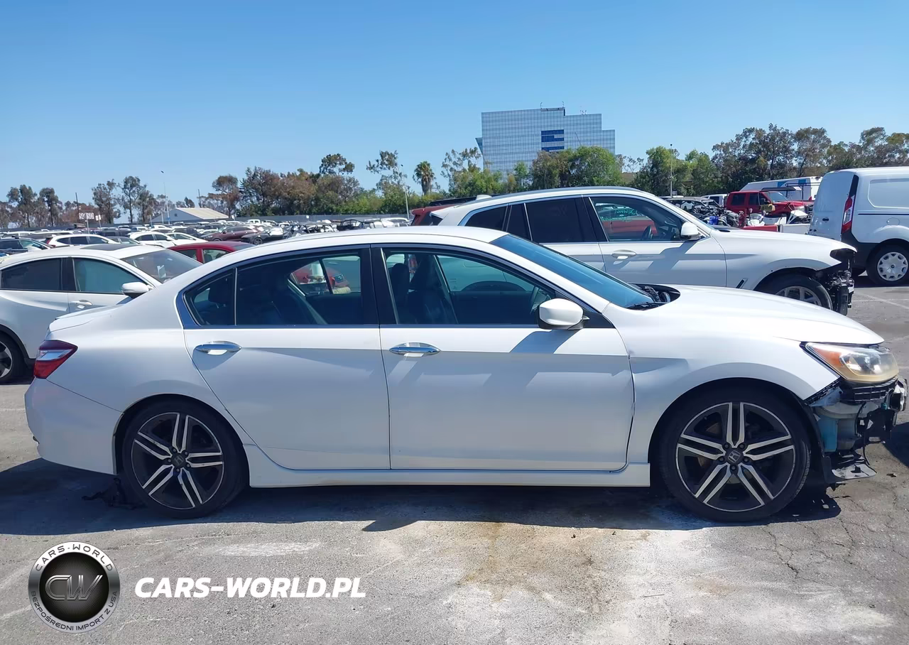 2016 Honda Accord Sport VIN:1HGCR2F50GA173637 - 14