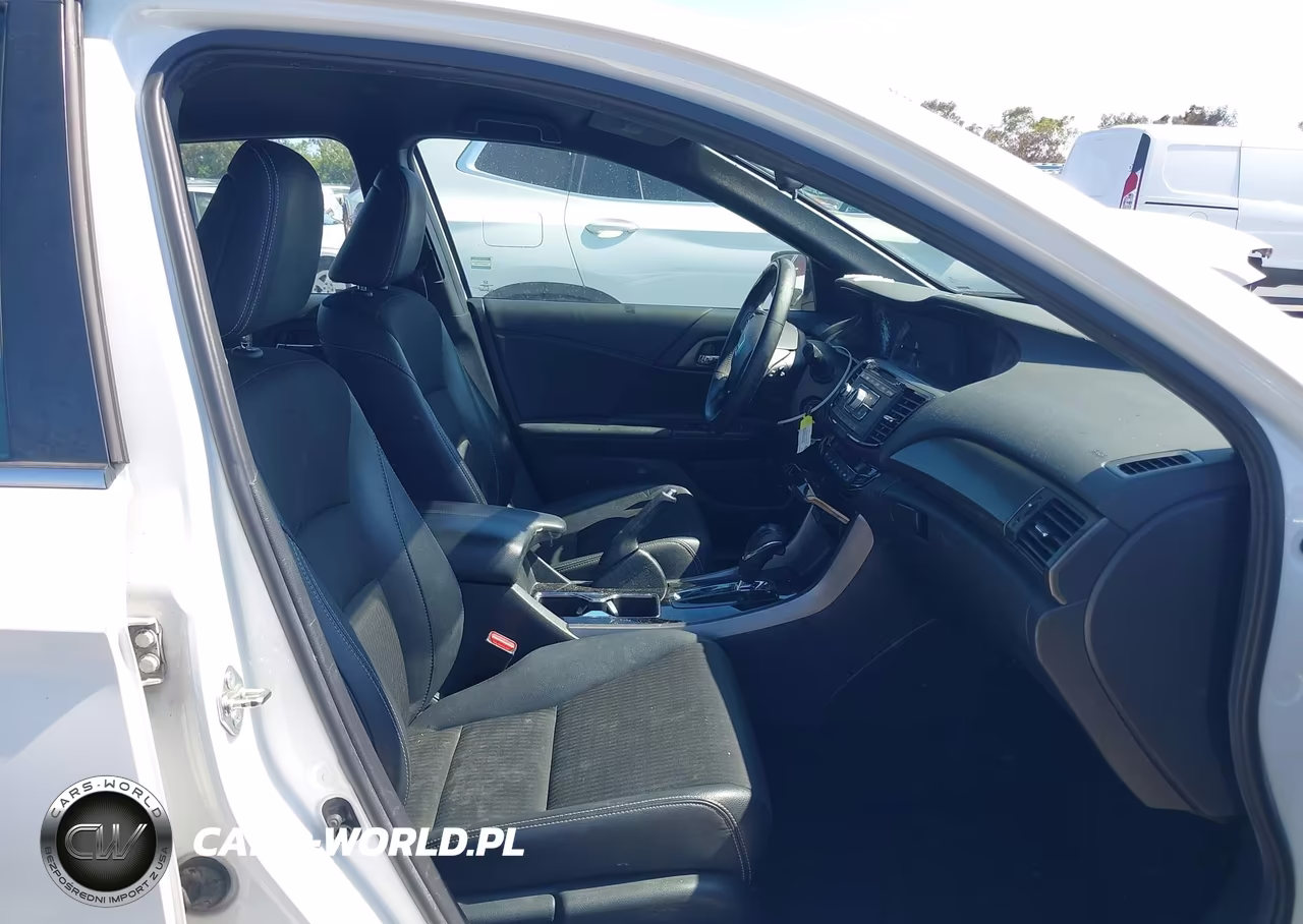 2016 Honda Accord Sport VIN:1HGCR2F50GA173637 - 5