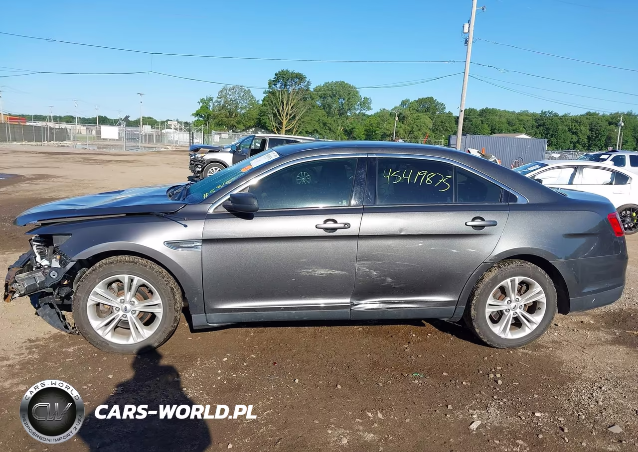 2018 Ford Taurus Se VIN:1FAHP2D86JG141258 - 14