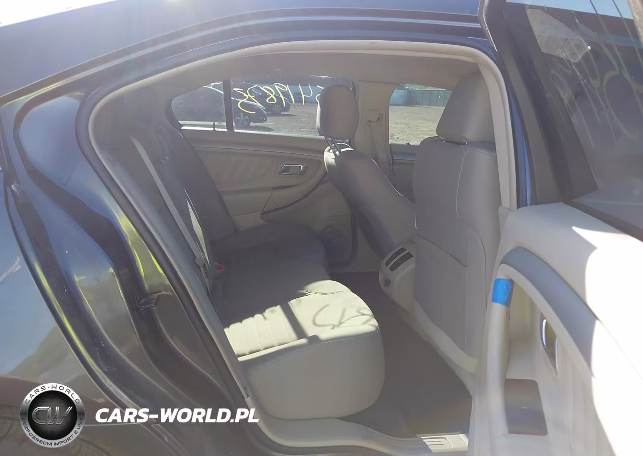 2018 Ford Taurus Se VIN:1FAHP2D86JG141258 - 8
