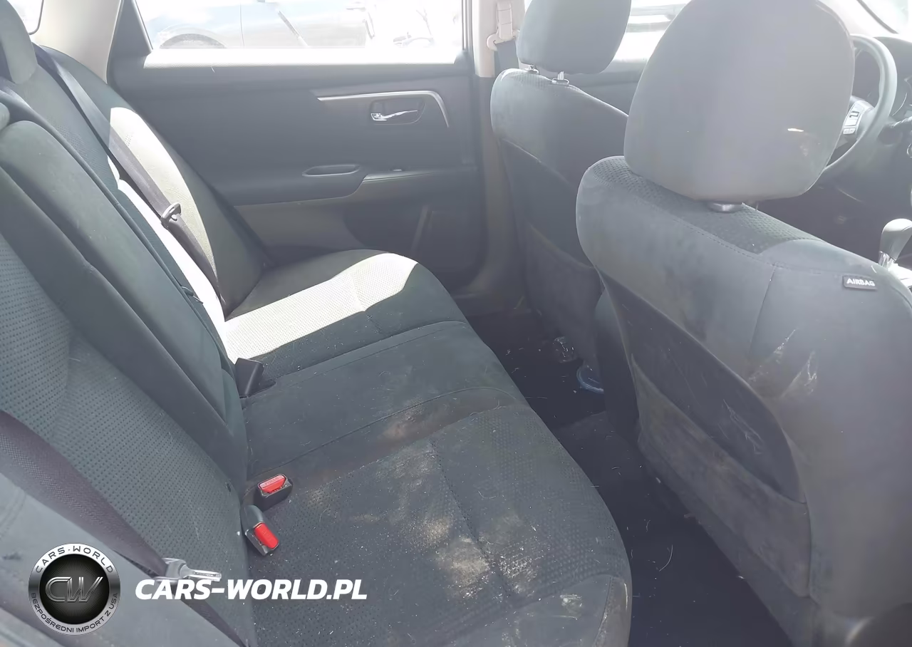 2015 Nissan Altima 2.5 S VIN:1N4AL3AP2FN337411 - 8