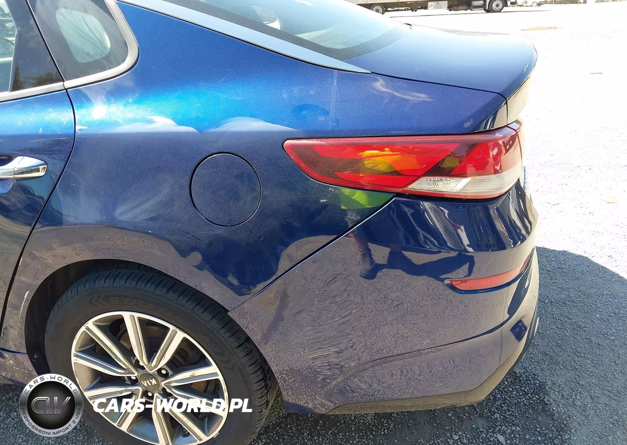2019 Kia Optima Ex VIN:5XXGU4L12KG321750 - 19