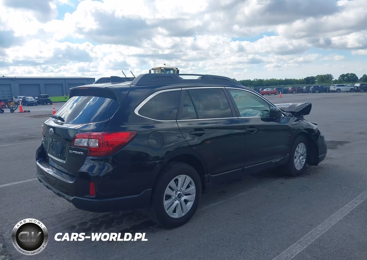 2016 Subaru Outback 2.5I Premium VIN:4S4BSBCC5G3339121 - 4