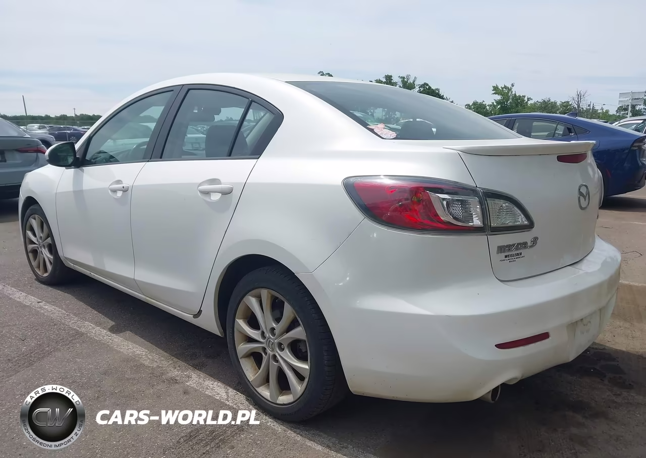 2011 Mazda Mazda3 S Grand Touring VIN:JM1BL1W64B1401789 - 3
