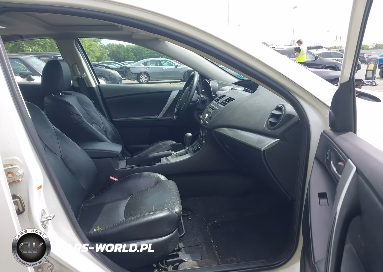 2011 Mazda Mazda3 S Grand Touring VIN:JM1BL1W64B1401789 - 5