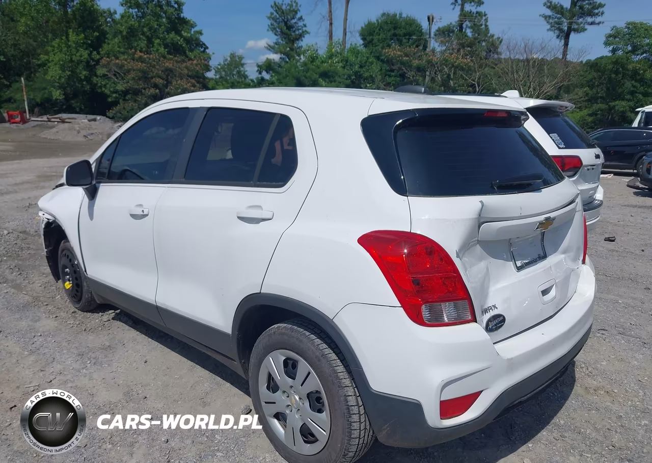2017 Chevrolet Trax Ls VIN:3GNCJKSB5HL200043 - 3