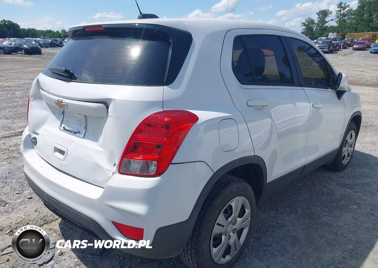 2017 Chevrolet Trax Ls VIN:3GNCJKSB5HL200043 - 4