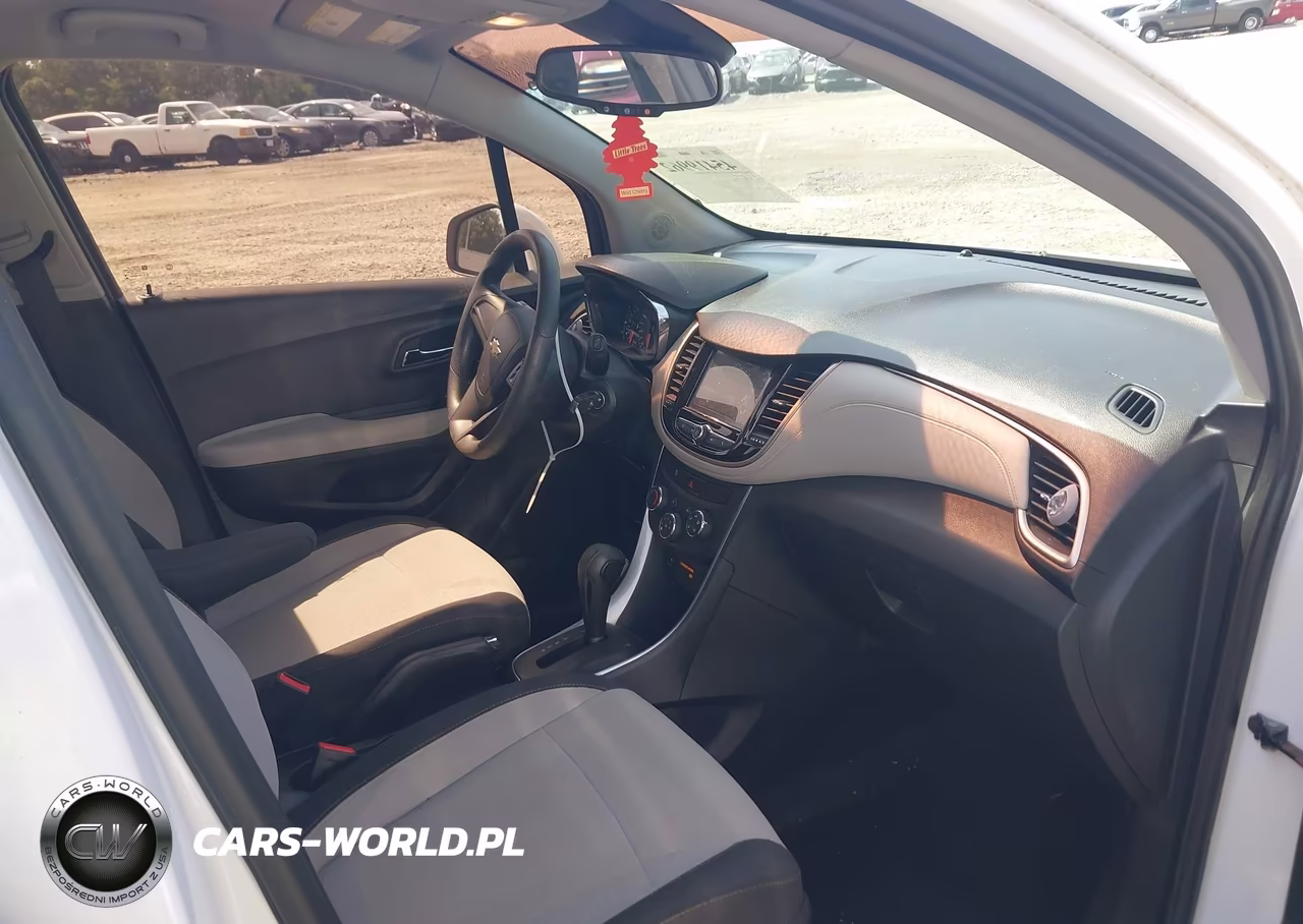 2017 Chevrolet Trax Ls VIN:3GNCJKSB5HL200043 - 5