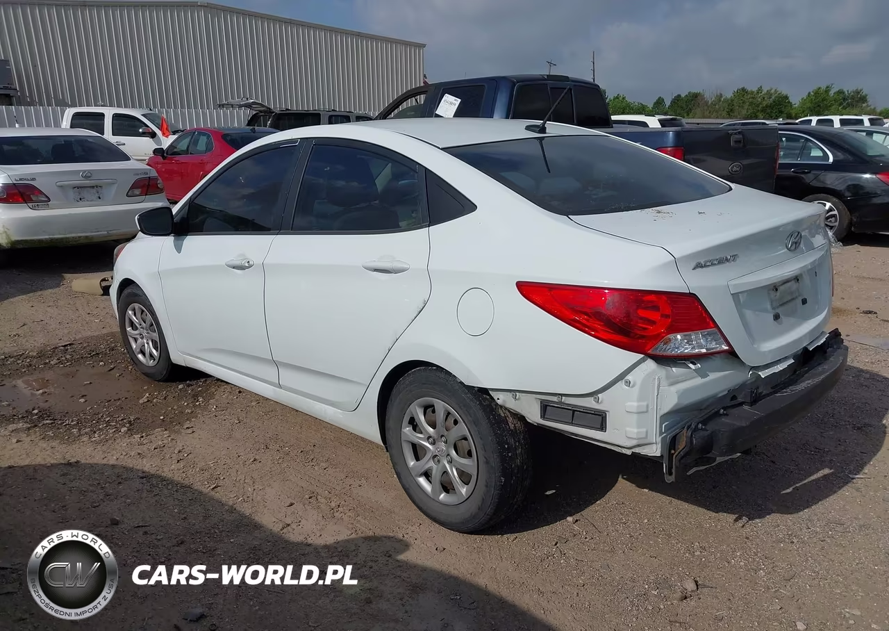 2013 Hyundai Accent Gls VIN:KMHCT4AE6DU497927 - 3