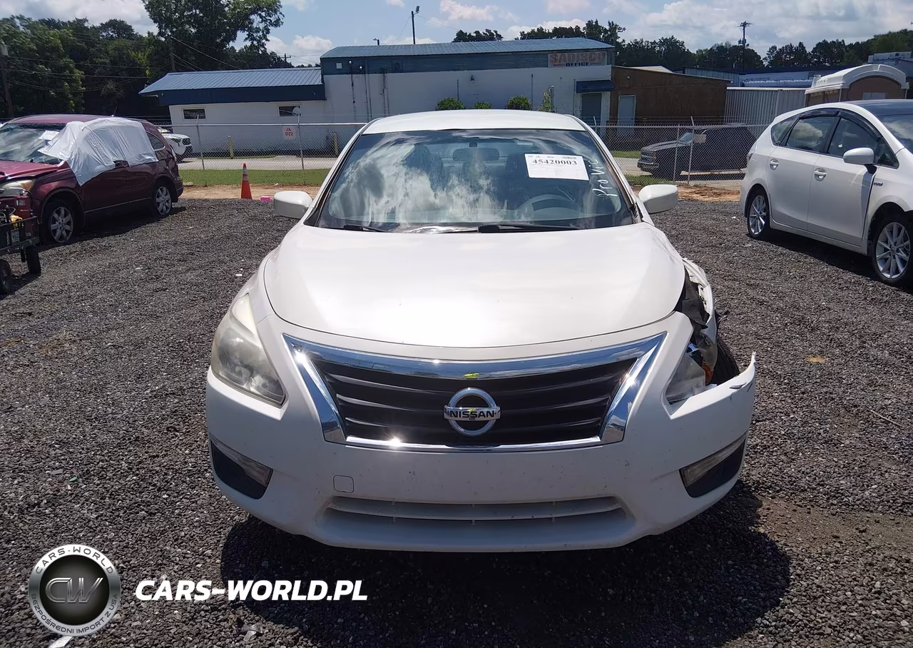 2014 Nissan Altima 2.5 S VIN:1N4AL3AP3EC428682 - 12
