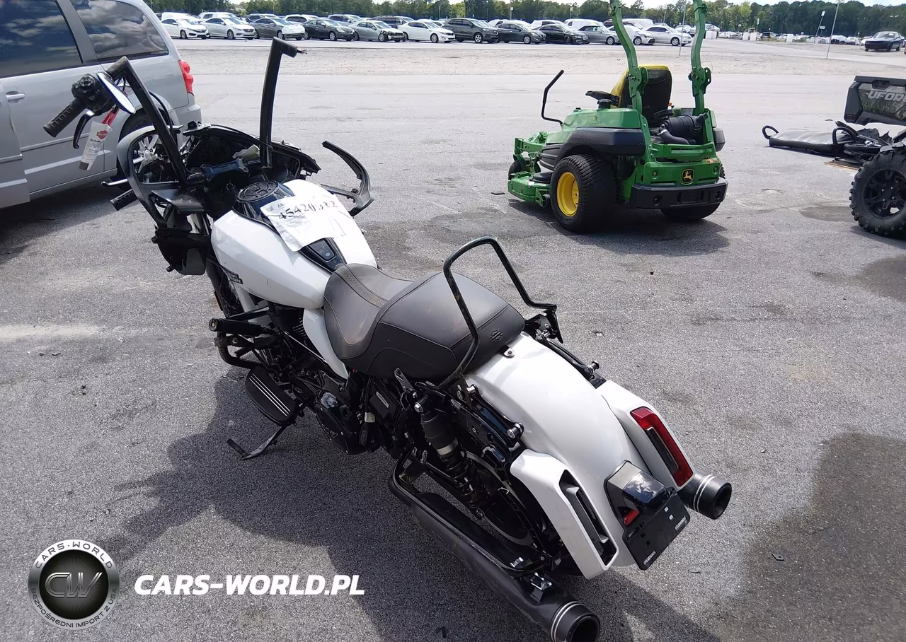 2025 Harley-Davidson Fltrx VIN:1HD1KH711SB631745 - 3