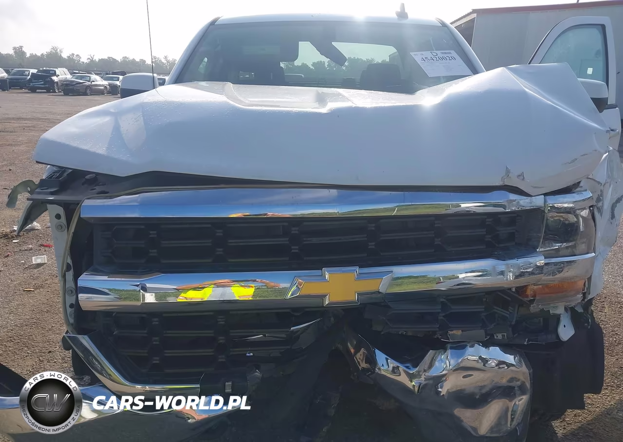 2018 Chevrolet Silverado 1500 Lt VIN:1GCRCREH9JZ124332 - 10