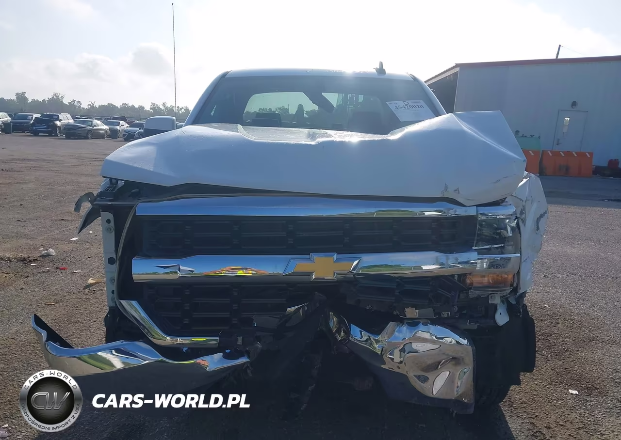 2018 Chevrolet Silverado 1500 Lt VIN:1GCRCREH9JZ124332 - 13