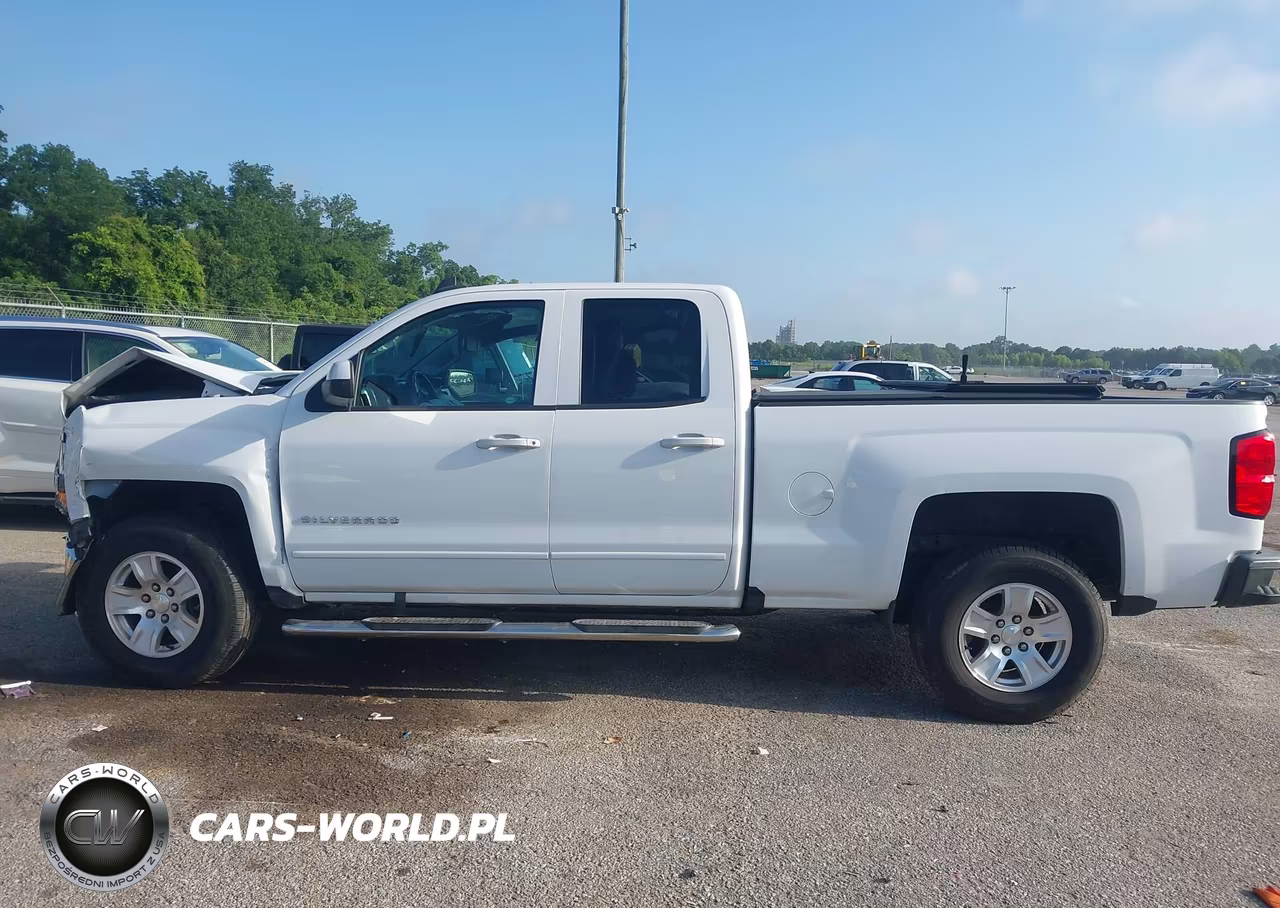 2018 Chevrolet Silverado 1500 Lt VIN:1GCRCREH9JZ124332 - 15